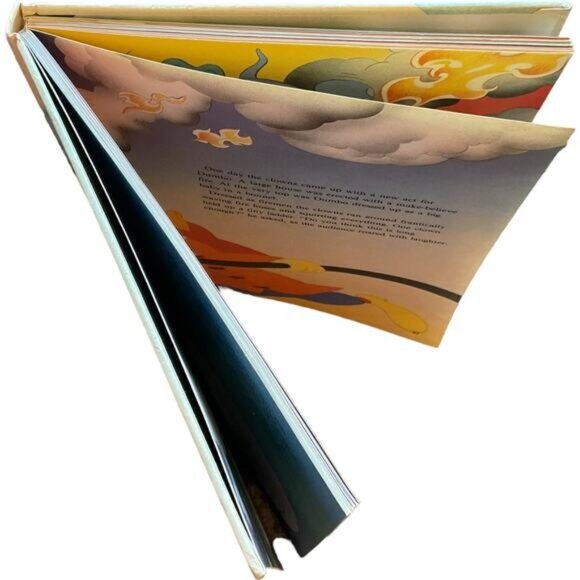 Walt Disney Dumbo Classic Childrens Book - Picture 2 of 16